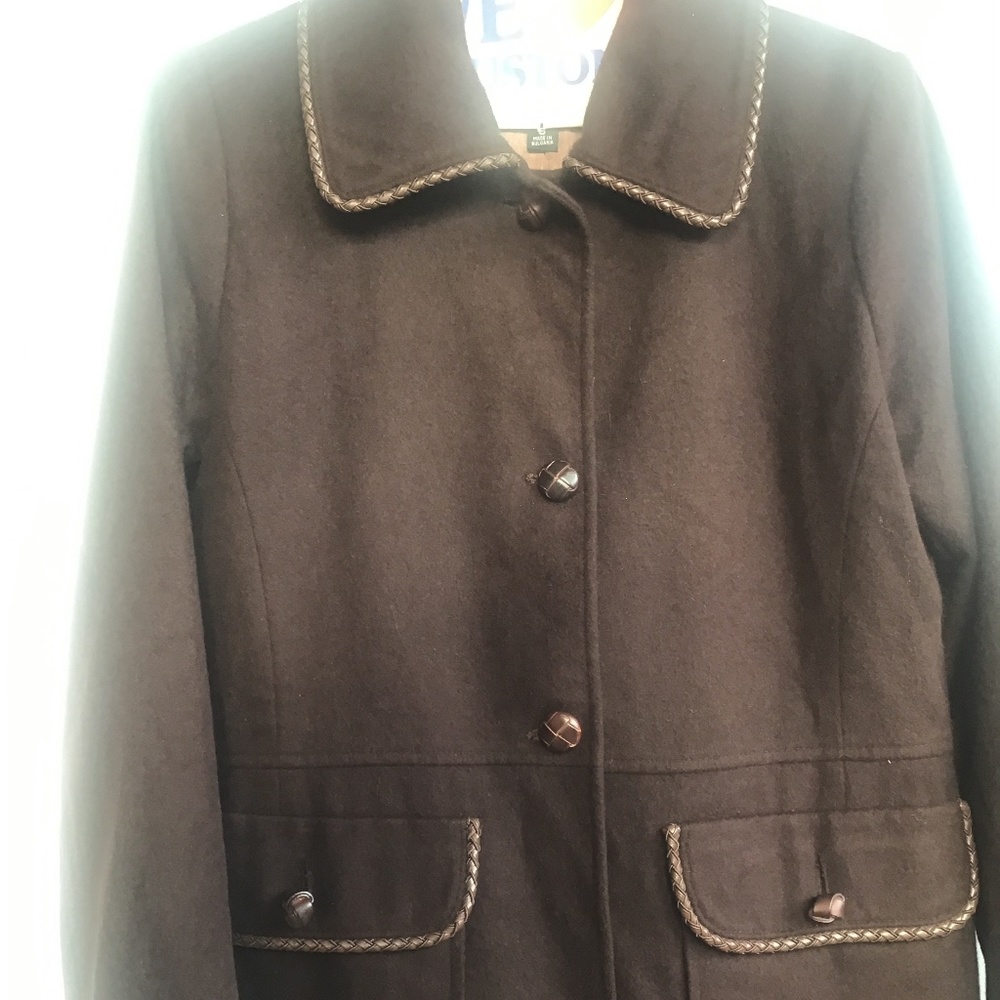 Cashmere Coat - Picture 3 of 16